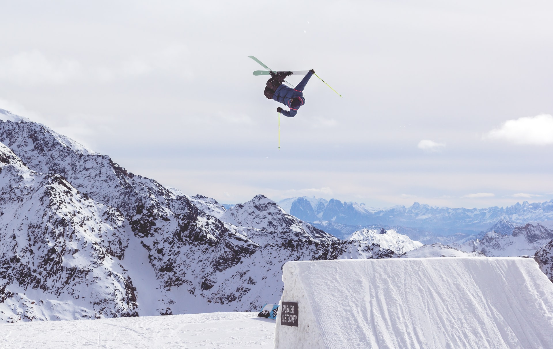 ski jump background